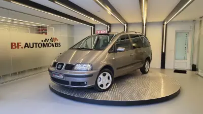 SEAT Alhambra 2005 - 7500 EUR, 299890 km - AUTO.MOTO.pt - 299890km - foto 2 de 57