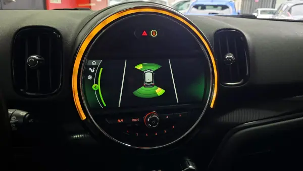 MINI Countryman 2018 - 21550 EUR, 127363 km - AUTO.MOTO.pt - 127363km - foto 49 de 71