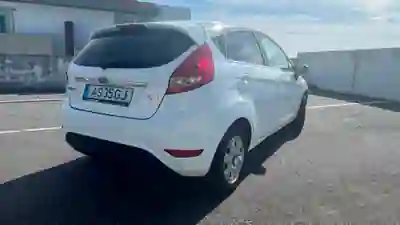 Ford Fiesta 2013 - 7450 EUR, 175000 km - AUTO.MOTO.pt - 175000km - foto 9 de 14