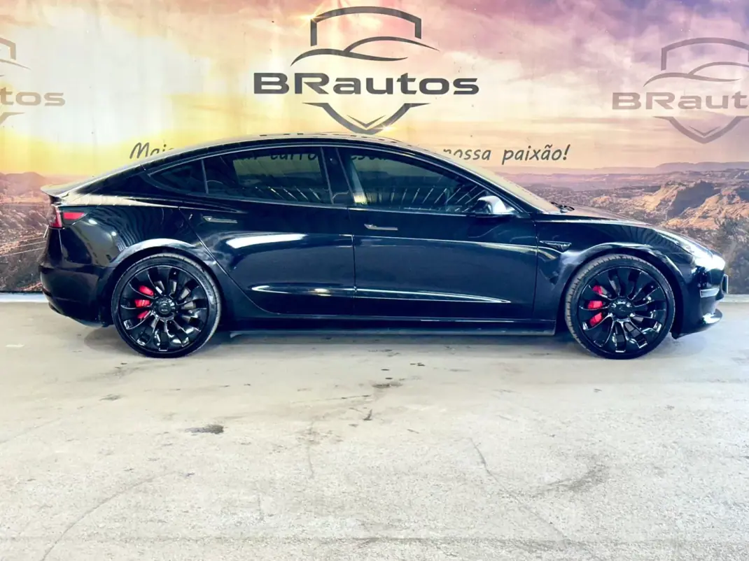 Tesla Model 3 2022 - 35900 EUR, 65444 km - AUTO.MOTO.pt - 65444km - foto 5 de 29