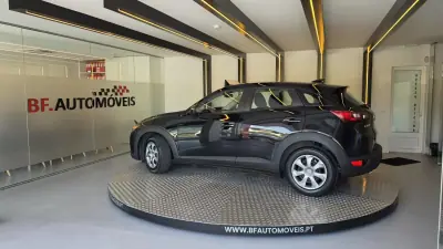 Mazda CX-3 2019 - 17900 EUR, 19143 km - AUTO.MOTO.pt - 19143km - foto 16 de 56
