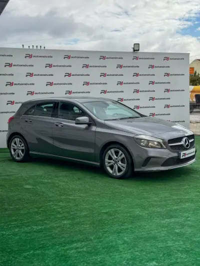 Mercedes-Benz A 200 2017 - 19500 EUR, 133975 km - 133975km - foto 5 de 21