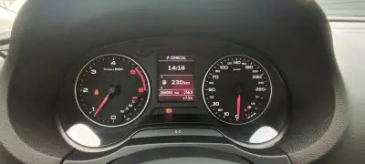 Audi A3 Limousine 2014 - 12190 EUR, 266000 km - AUTO.MOTO.pt - 266000km - foto 18 de 19