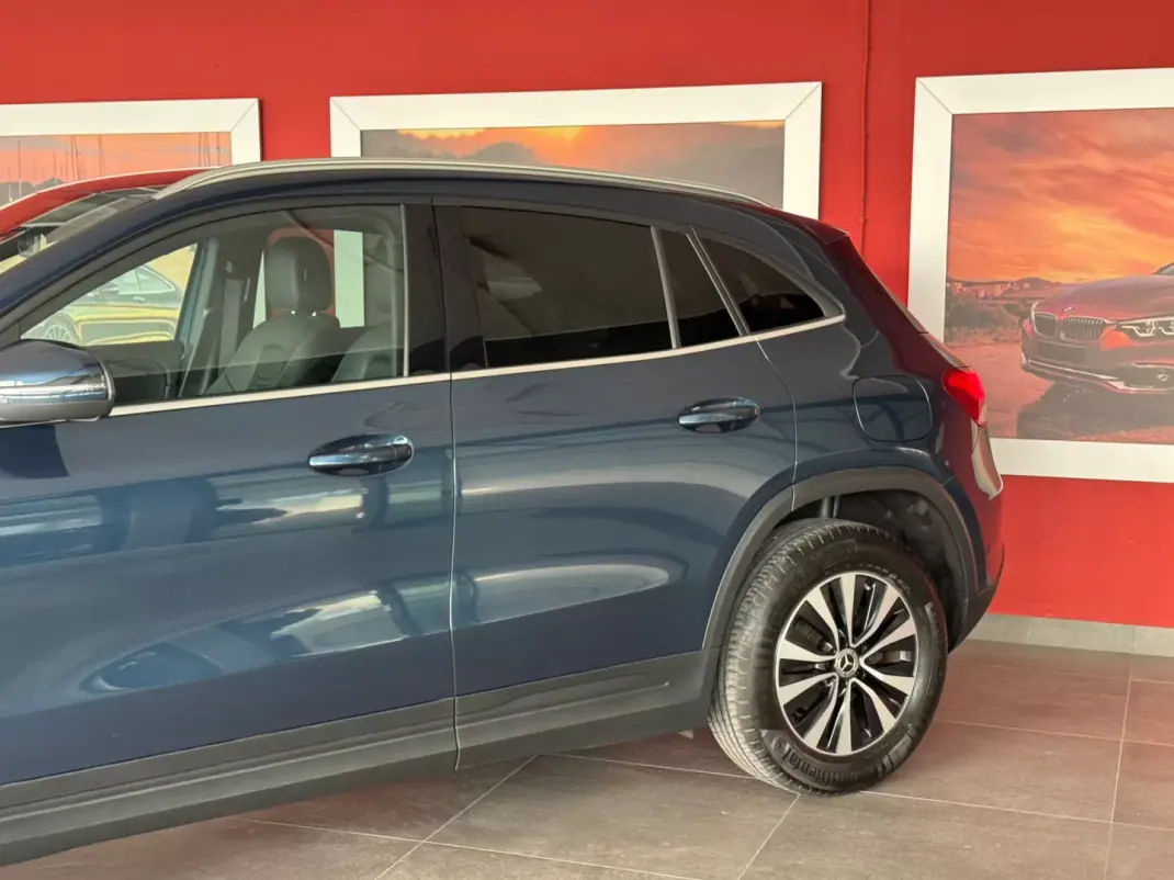 Mercedes-Benz GLA 180 2022 - 35990 EUR, 98845 km - AUTO.MOTO.pt - 98845km - foto 3 de 22
