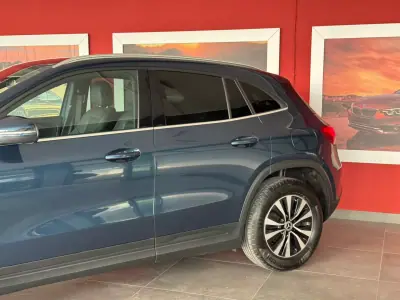 Mercedes-Benz GLA 180 2022 - 35990 EUR, 98845 km - AUTO.MOTO.pt - 98845km - foto 3 de 22