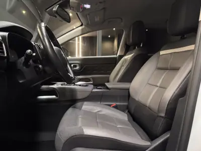 Citroën C5 Aircross 2021 - 20990 EUR, 155900 km - AUTO.MOTO.pt - 155900km - foto 33 de 37