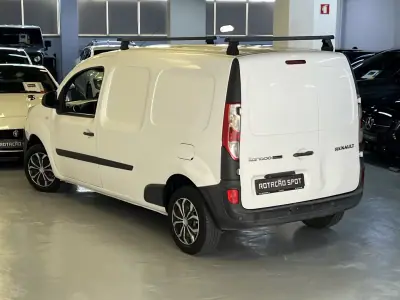 Renault 2018 - 6490 EUR, 385000 km - AUTO.MOTO.pt - 385000km - foto 8 de 33