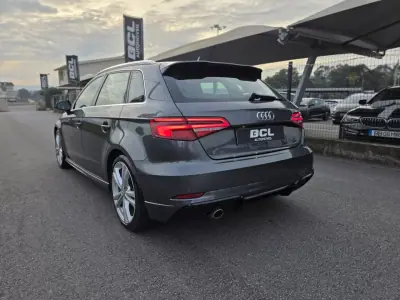 Audi A3 Sportback 2017 - 18990 EUR, 164000 km - AUTO.MOTO.pt - 164000km - foto 7 de 39