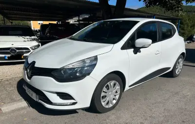 Renault Clio 2018 - 11500 EUR, 162000 km - 162000km - foto 1 de 11