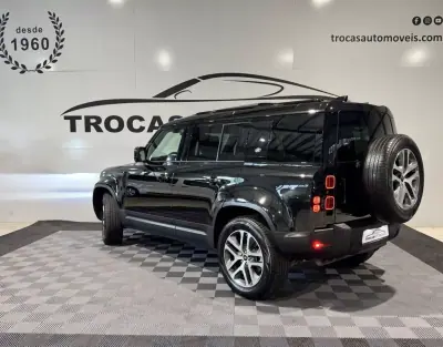 Land Rover Defender 2020 - 89900 EUR, 121000 km - 121000km - foto 7 de 60