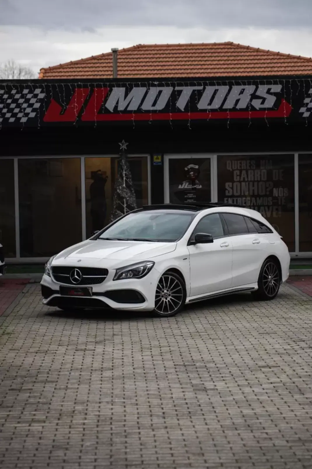 Mercedes-Benz CLA 200 2018 - 22900 EUR, 168400 km - 168400km - foto 5 de 30