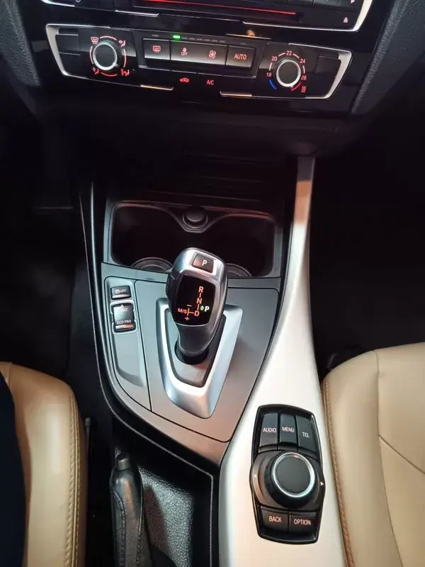 BMW 218 2015 - 15950 EUR, 147000 km - AUTO.MOTO.pt - 147000km - foto 8 de 19