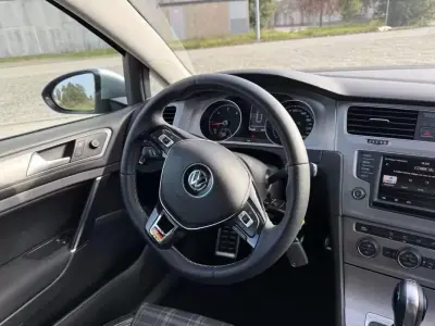Volkswagen Golf 2016 - 16490 EUR, 148200 km - AUTO.MOTO.pt - 148200km - foto 16 de 26