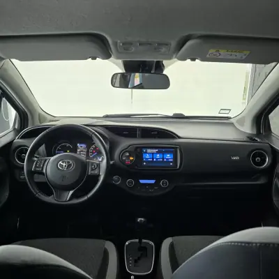 Toyota Yaris 2020 - 18950 EUR, 77356 km - AUTO.MOTO.pt - 77356km - foto 14 de 28