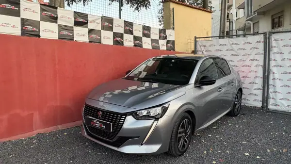 Peugeot 208 2023 - 14900 EUR, 13500 km - AUTO.MOTO.pt - 13500km - foto 2 de 12