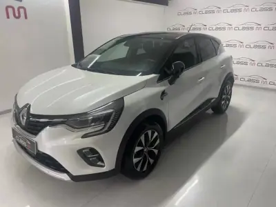 Renault Captur 2021 - 21740 EUR, 15182 km - AUTO.MOTO.pt - 15182km - foto 3 de 27