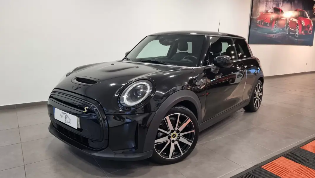MINI Electric 2021 - 20500 EUR, 73589 km - AUTO.MOTO.pt - 73589km - foto 1 de 48