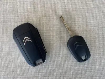 Citroën C3 2020 - 11950 EUR, 90000 km - AUTO.MOTO.pt - 90000km - foto 31 de 31