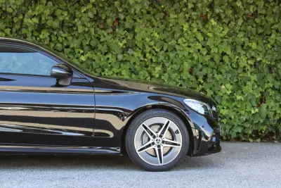 Mercedes-Benz C 200 2019 - 29900 EUR, 90000 km - AUTO.MOTO.pt - 90000km - foto 5 de 16