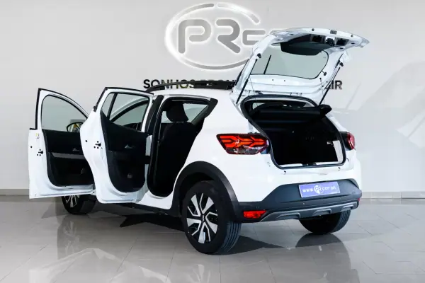 Dacia Sandero 2025 - 17800 EUR, 29946 km - AUTO.MOTO.pt - 29946km - foto 8 de 34