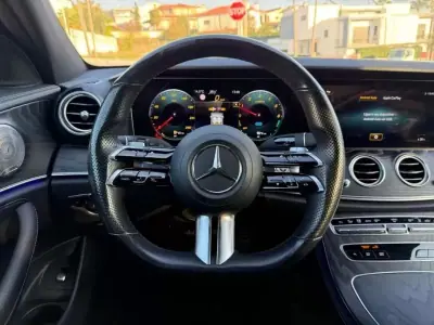 Mercedes-Benz E 300 2020 - 32899 EUR, 142500 km - AUTO.MOTO.pt - 142500km - foto 20 de 33