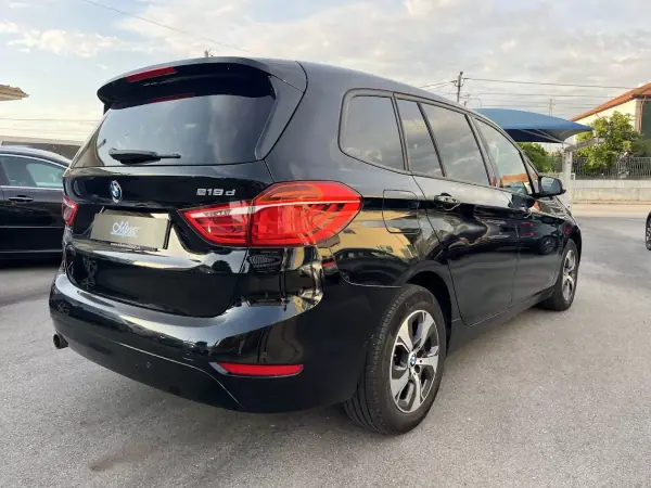 BMW 218 Gran Tourer 2016 - 15950 EUR, 200000 km - AUTO.MOTO.pt - 200000km - foto 5 de 51
