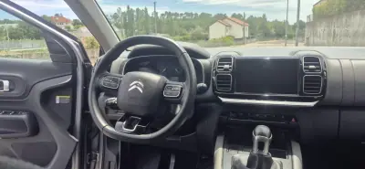 Citroën C5 Aircross 2020 - 18950 EUR, 62000 km - AUTO.MOTO.pt - 62000km - foto 8 de 26