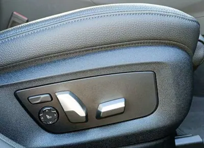 BMW 620 Gran Turismo 2022 - 44900 EUR, 88000 km - AUTO.MOTO.pt - 88000km - foto 15 de 38