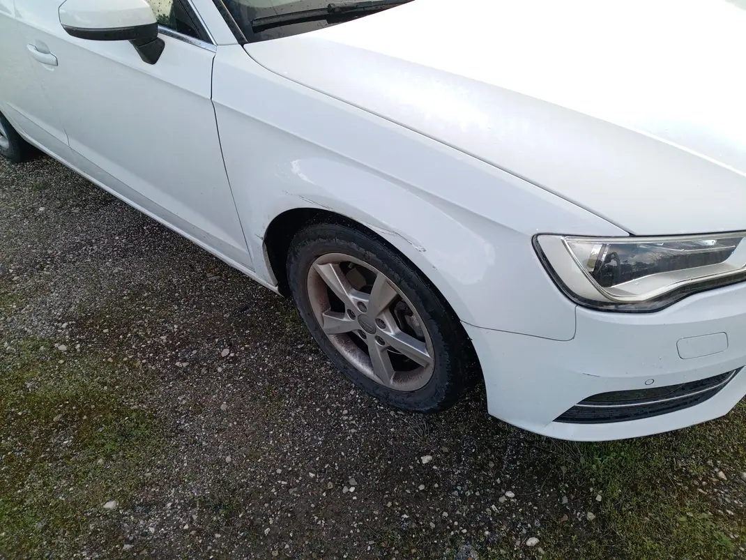 Audi A3 Sportback 2014 - 9900 EUR, 209000 km - AUTO.MOTO.pt - 209000km - foto 11 de 11