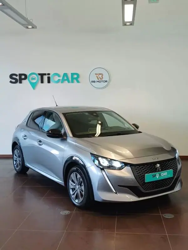 Peugeot 208 2023 - 20500 EUR, 24150 km - AUTO.MOTO.pt - 24150km - foto 9 de 45