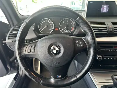 BMW 118 2008 - 9990 EUR, 193281 km - 193281km - foto 10 de 23
