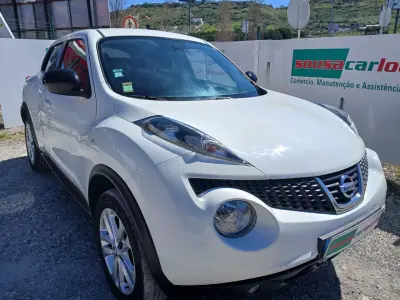 Nissan Juke 2013 - 9900 EUR, 175575 km - AUTO.MOTO.pt - 175575km - foto 5 de 27