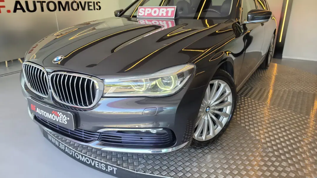 BMW 730 2016 - 29900 EUR, 188987 km - AUTO.MOTO.pt - 188987km - foto 27 de 69