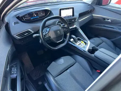Peugeot 5008 2020 - 19890 EUR, 138462 km - AUTO.MOTO.pt - 138462km - foto 7 de 12