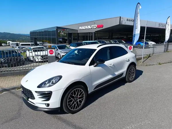 Porsche Macan 2016 - 45500 EUR, 155000 km - AUTO.MOTO.pt - 155000km - foto 5 de 32