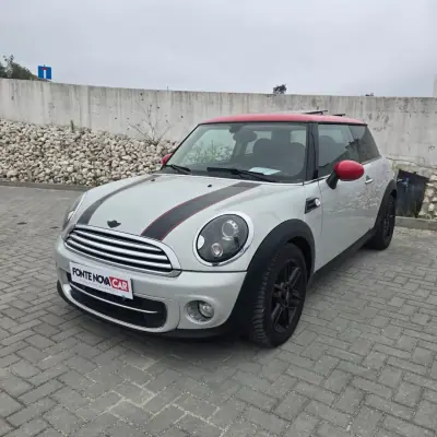 MINI 3 Portas 2011 - 11850 EUR, 158400 km - AUTO.MOTO.pt - 158400km - foto 10 de 24