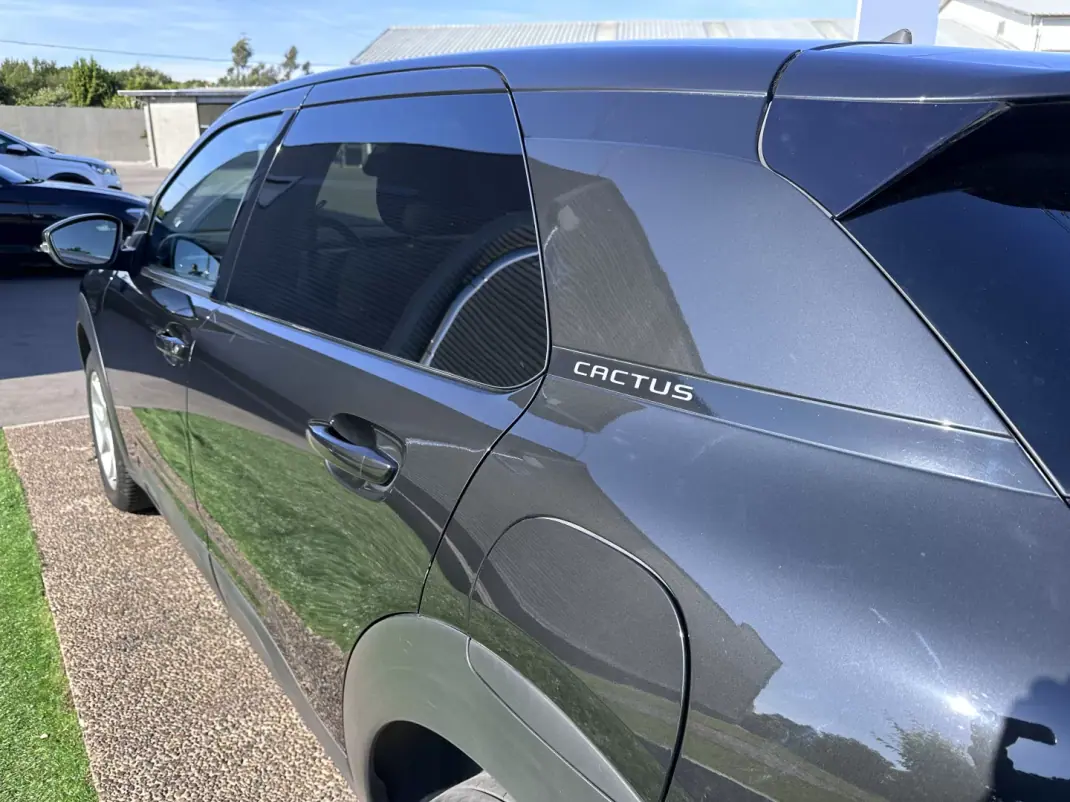 Citroën C4 Cactus 2018 - 11900 EUR, 180000 km - AUTO.MOTO.pt - 180000km - foto 17 de 47