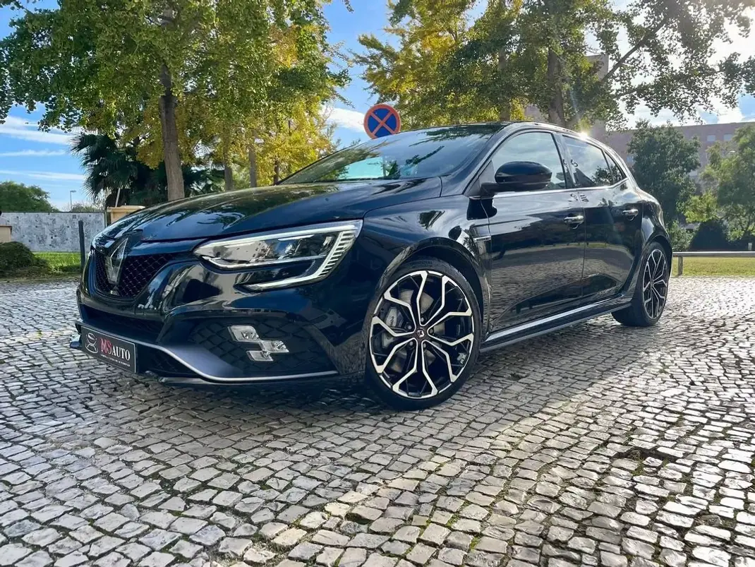 Renault Mégane 2022 - 39990 EUR, 37500 km - AUTO.MOTO.pt - 37500km - foto 1 de 36