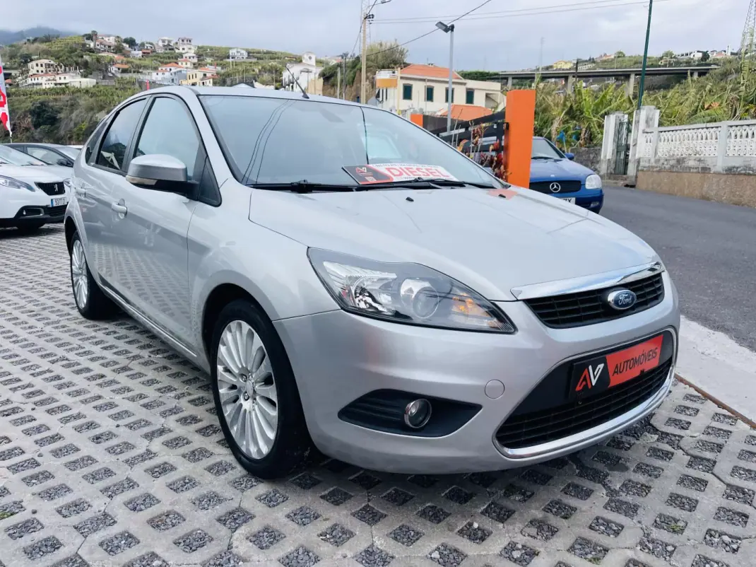 Ford Focus 2010 - 5950 EUR, 213699 km - AUTO.MOTO.pt - 213699km - foto 1 de 12