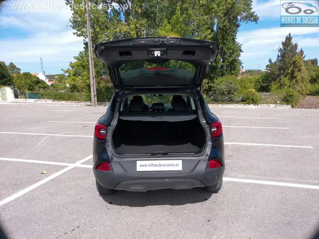 Renault Kadjar 2018 - 13850 EUR, 104000 km - 104000km - foto 6 de 19