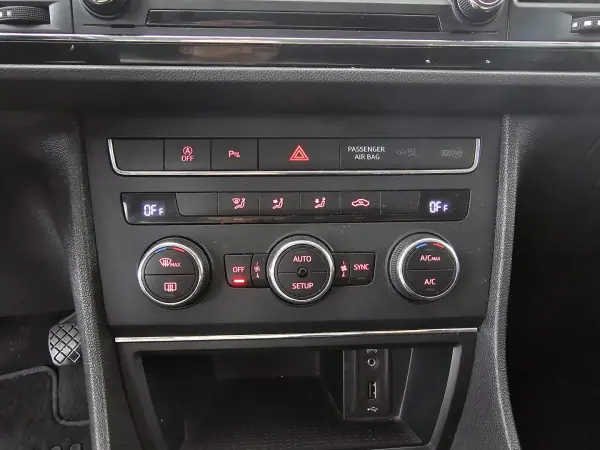 SEAT Leon ST 2016 - 9650 EUR, 246737 km - AUTO.MOTO.pt - 246737km - foto 14 de 79