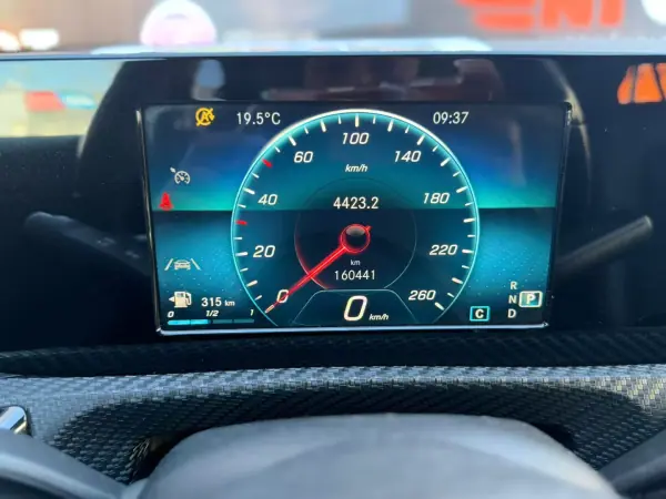 Mercedes-Benz A 180 2019 — photo 3 of 18