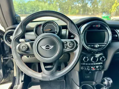 MINI 3 Portas 2017 - 14990 EUR, 95000 km - AUTO.MOTO.pt - 95000km - foto 18 de 32