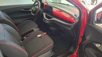 Fiat 500e 2023 - 16500 EUR, 19050 km - 19050km - foto 47 de 54