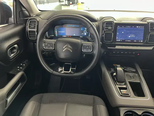 Citroën C5 Aircross 2021 - 18600 EUR, 100615 km - AUTO.MOTO.pt - 100615km - foto 9 de 22