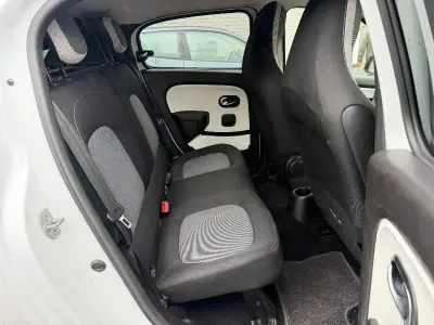 Renault Twingo 2019 - 8900 EUR, 33432 km - AUTO.MOTO.pt - 33432km - foto 2 de 13