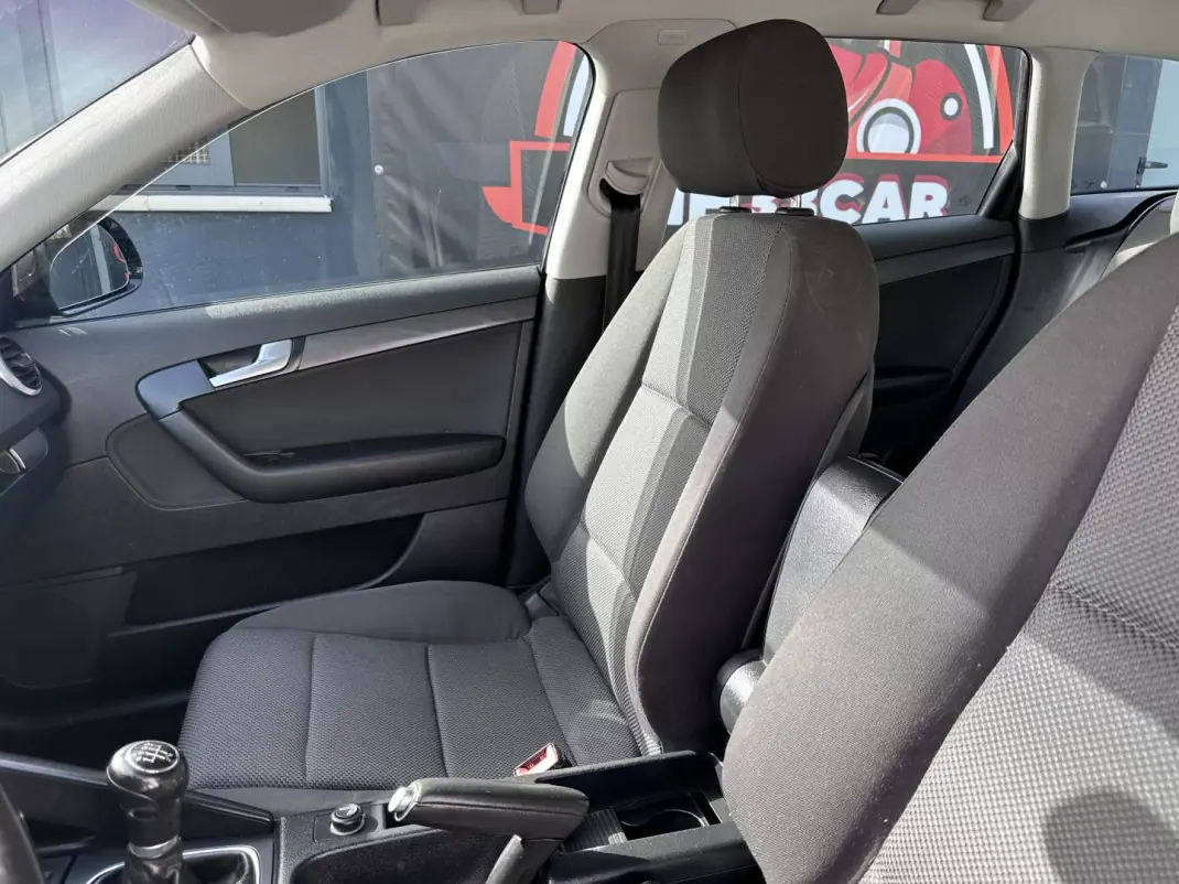 Audi A3 Sportback 2009 - 6500 EUR, 330000 km - AUTO.MOTO.pt - 330000km - foto 22 de 35