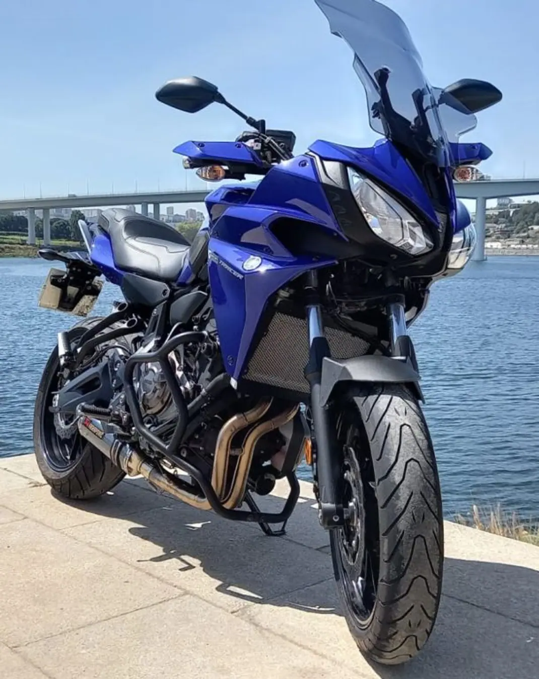 Yamaha MT 07 2017 - 6750 EUR, 18500 km - 18500km - foto 3 de 20
