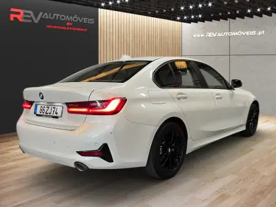 BMW 330e 2019 - 23950 EUR, 154443 km - 154443km - foto 3 de 20