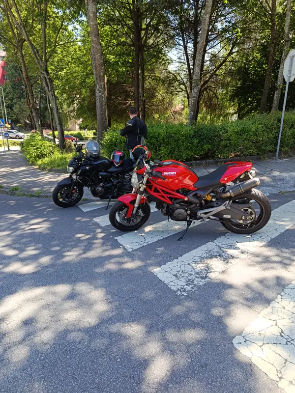 Ducati Monster 696 2009 - 4500 EUR, 38600 km - AUTO.MOTO.pt - 38600km - foto 3 de 6